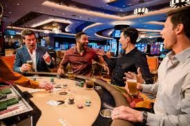 Live blackjack and roulette table views on migo88 login